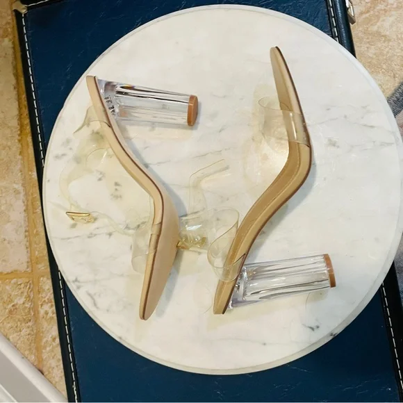 NWOT Clear Strap Chunky Heel Size 10 never worn - Picture 9 of 11